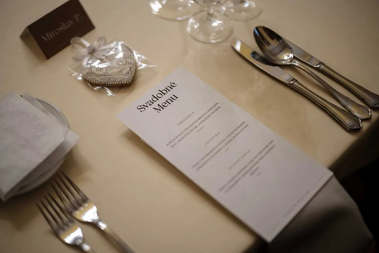 Prestieranie na stôl